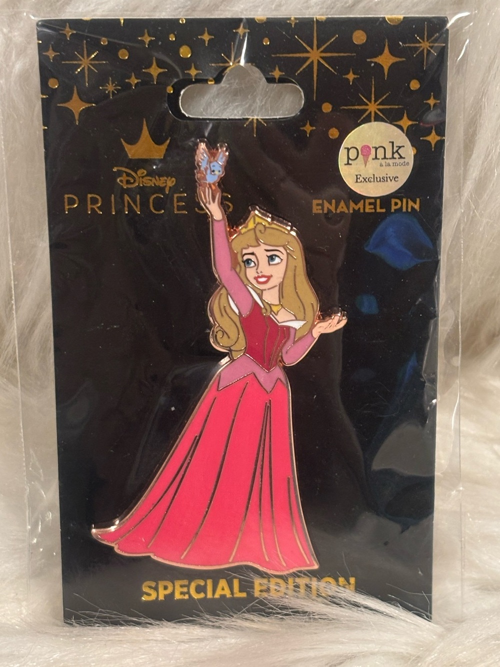 Disney Princess Sleeping Beauty Aurora with Blue Bird Collectible Trading Pin